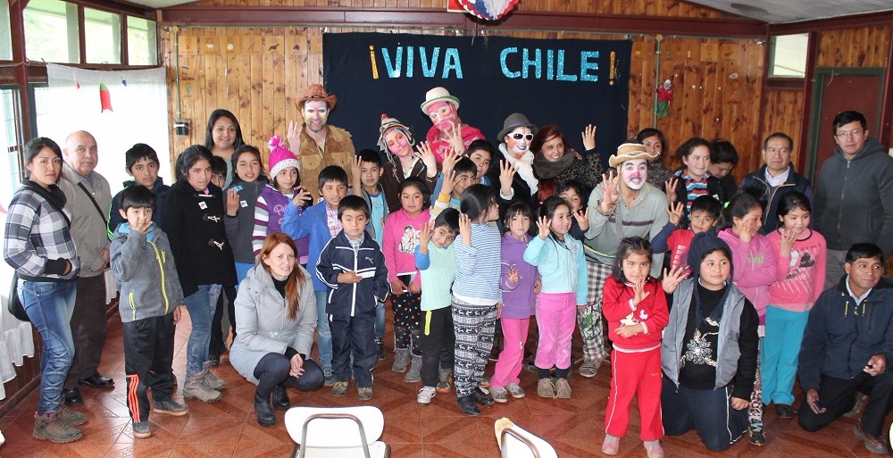 Con presentación de obra teatral comenzó residencia artística en Isla Huapi 